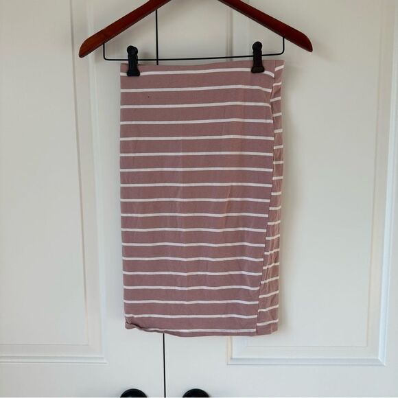 Heart & Hips Light Pink Striped Stretch Pencil Skirt - Picture 2 of 4